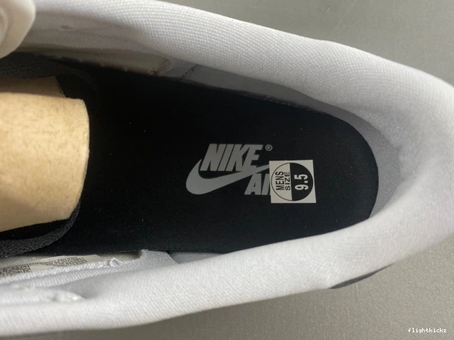 CZ0790-110 Air OG 1 Barons Jordan Low 0817
